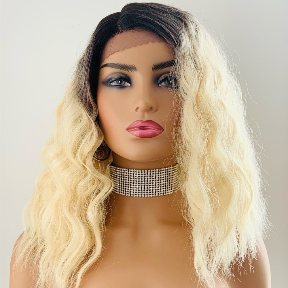 Unisex Ombré Light Blonde Premium Fiber Lace Front Wig for Daily Wear/Events 🖤💛